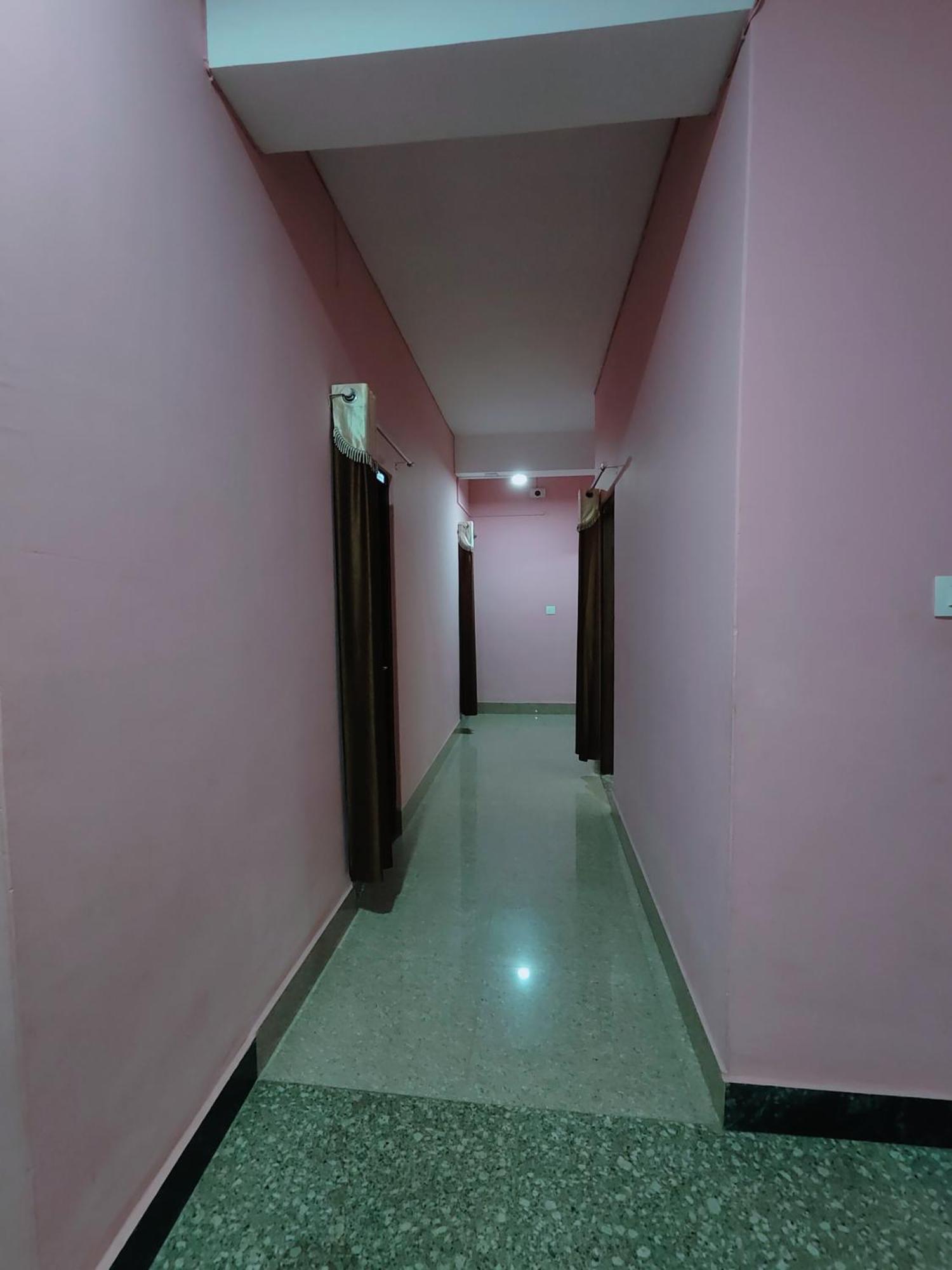 Gulab Lodge 실리구리 외부 사진